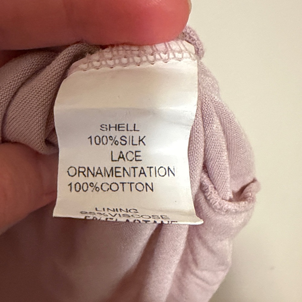 Anthropologie 100% silk Mauve Crochet Detail Blouse - Picture 4 of 10